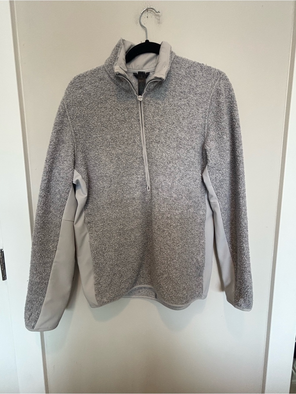 lululemon athletica Men's Light Gray Quarter-Zip Fleece Pullover